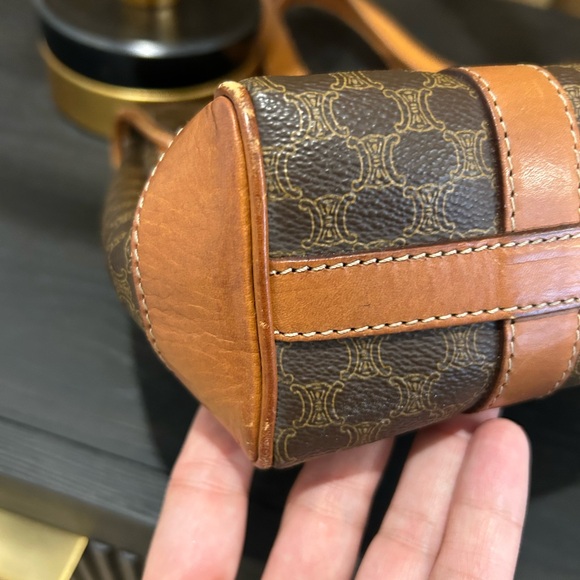 Authentic vintage Celine Triomphe Macadam handbag - Picture 4 of 15